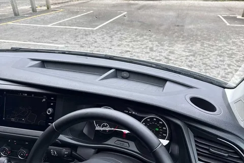 PK74OBM Volkswagen Transporter T30 Panel van Highline SWB 204 PS 2.0 TDI 7sp DSG Thumbnail #34