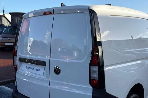 PJ75LEF Volkswagen Caddy 2.0 TDI 102PS Commerce Van [Business/Tech Pack] Thumbnail #31