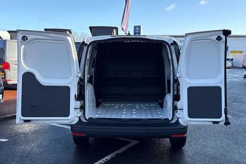 PJ75LEF Volkswagen Caddy 2.0 TDI 102PS Commerce Van [Business/Tech Pack] Thumbnail #36