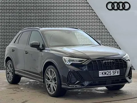 KM25SFV Audi Q3 Black Edition 35 TFSI  150 PS S tronic Thumbnail #1