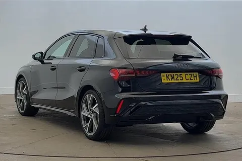 KM25CZH Audi A3 Black Edition 35 TFSI  150 PS S tronic Thumbnail #2