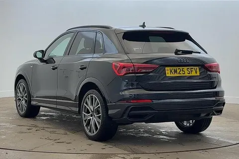KM25SFV Audi Q3 Black Edition 35 TFSI  150 PS S tronic Thumbnail #2