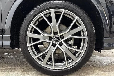 KM25SFV Audi Q3 Black Edition 35 TFSI  150 PS S tronic Thumbnail #4