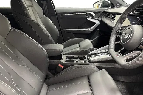 KM25CZH Audi A3 Black Edition 35 TFSI  150 PS S tronic Thumbnail #10