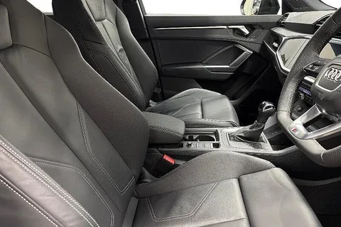 KM25SFV Audi Q3 Black Edition 35 TFSI  150 PS S tronic Thumbnail #10