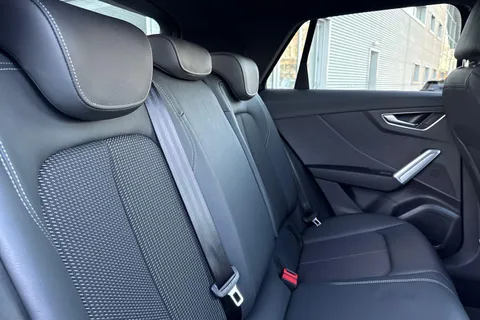  Audi Q2 1.0 TFSI 30 Black Edition Euro 6 (s/s) 5dr Thumbnail #14