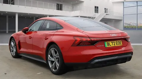 BL72EOE Audi e-tron GT 93.4kWh Auto quattro 4dr Thumbnail #3