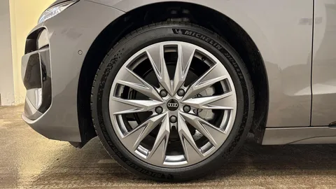 DC25BUO Audi A6 E-Tron Avant 83kWh Sport Auto 5dr Thumbnail #6