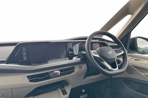 DA75URF Volkswagen California Ocean T7 SWB 150 PS DSG - 19' Wheels /Advanced Parking Pack Thumbnail #2