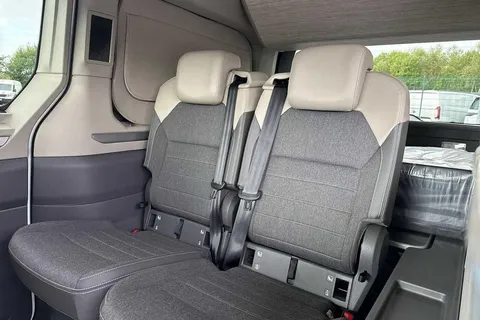 DA75URF Volkswagen California Ocean T7 SWB 150 PS DSG - 19' Wheels /Advanced Parking Pack Thumbnail #13