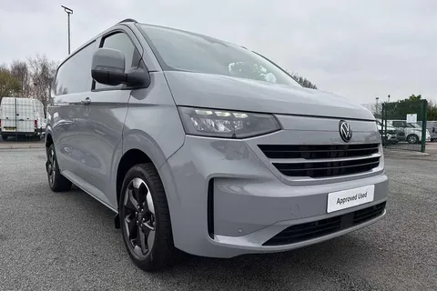 BT75CHH Volkswagen Transporter 2.0 TDI 150 Commerce Pro Van Auto Thumbnail #17