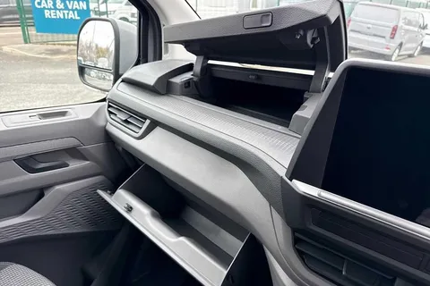 BT75CHH Volkswagen Transporter 2.0 TDI 150 Commerce Pro Van Auto Thumbnail #34