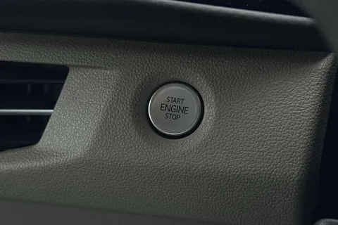 DA75URF Volkswagen California Ocean T7 SWB 150 PS DSG - 19' Wheels /Advanced Parking Pack Thumbnail #48