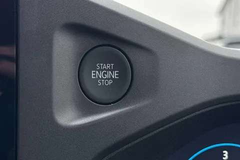 BT75CHH Volkswagen Transporter 2.0 TDI 150 Commerce Pro Van Auto Thumbnail #44