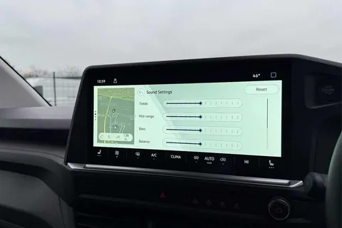 BT75CHH Volkswagen Transporter 2.0 TDI 150 Commerce Pro Van Auto Thumbnail #51