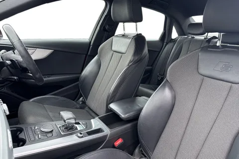 BF66AXR Audi A4 2.0 TDI S line S Tronic quattro Euro 6 (s/s) 4dr Thumbnail #12