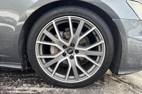 YC69YTH Audi A6 Saloon 2.0 TDI 40 Black Edition S Tronic Euro 6 (s/s) 4dr Thumbnail #22