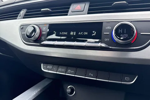 BF66AXR Audi A4 2.0 TDI S line S Tronic quattro Euro 6 (s/s) 4dr Thumbnail #20