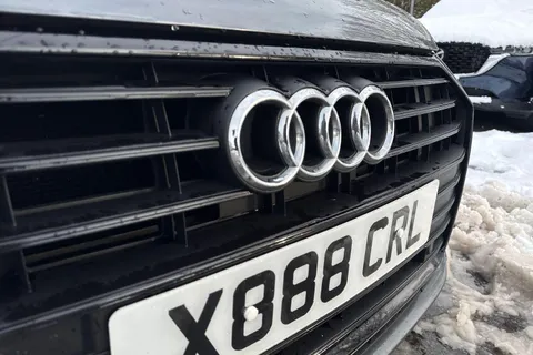 YC69YTH Audi A6 Saloon 2.0 TDI 40 Black Edition S Tronic Euro 6 (s/s) 4dr Thumbnail #42