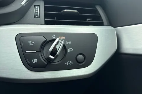 BF66AXR Audi A4 2.0 TDI S line S Tronic quattro Euro 6 (s/s) 4dr Thumbnail #41