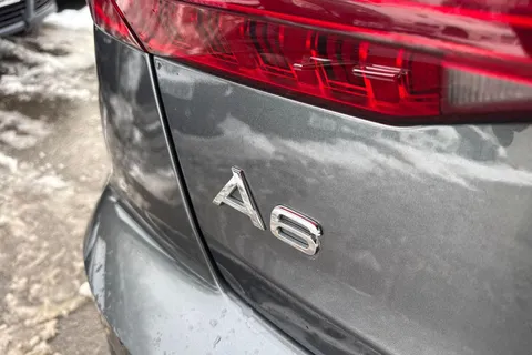 YC69YTH Audi A6 Saloon 2.0 TDI 40 Black Edition S Tronic Euro 6 (s/s) 4dr Thumbnail #45