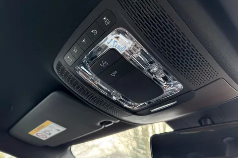 LL69KYZ Mercedes-Benz A Class 1.3 A180 Sport (Executive) Euro 6 (s/s) 5dr Thumbnail #45