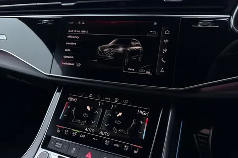  Audi SQ7 4.0 TFSI V8 Vorsprung Tiptronic quattro Euro 6 (s/s) 5dr Thumbnail #34