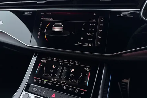  Audi SQ7 4.0 TFSI V8 Vorsprung Tiptronic quattro Euro 6 (s/s) 5dr Thumbnail #35