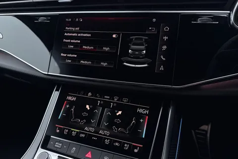  Audi SQ7 4.0 TFSI V8 Vorsprung Tiptronic quattro Euro 6 (s/s) 5dr Thumbnail #36