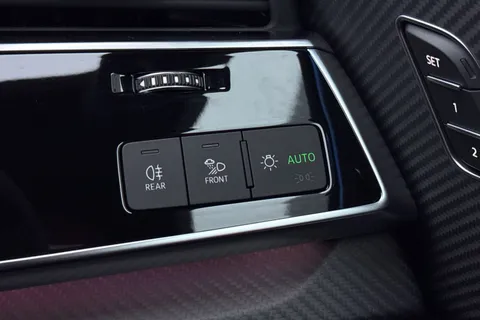  Audi SQ7 4.0 TFSI V8 Vorsprung Tiptronic quattro Euro 6 (s/s) 5dr Thumbnail #51