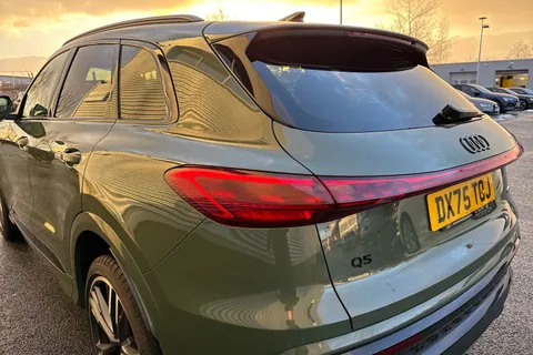 DX75TOJ Audi Q5 SUV Edition 1 TDI quattro 204 PS S tronic Thumbnail #8