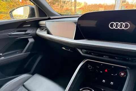 DX75TOJ Audi Q5 SUV Edition 1 TDI quattro 204 PS S tronic Thumbnail #20