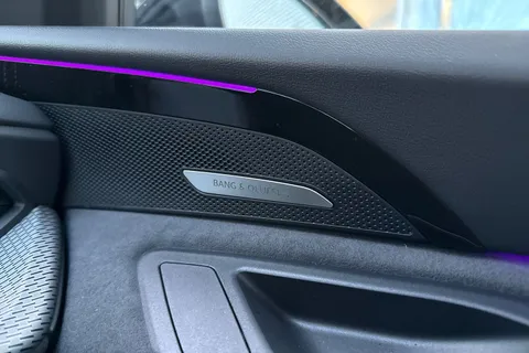 DX75TOJ Audi Q5 SUV Edition 1 TDI quattro 204 PS S tronic Thumbnail #39