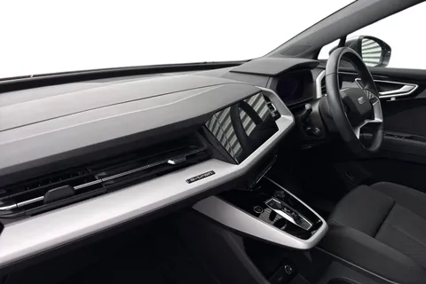 KM73WRZ Audi Q4 e-tron Q4  (S) Sport 40 e-tron  150,00 kW Thumbnail #16