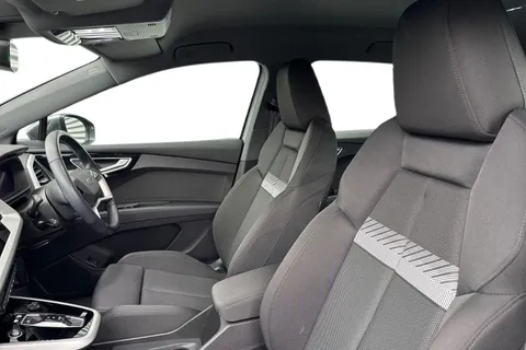 KM73WRZ Audi Q4 e-tron Q4  (S) Sport 40 e-tron  150,00 kW Thumbnail #17