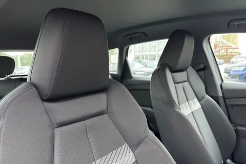 KM73WRZ Audi Q4 e-tron Q4  (S) Sport 40 e-tron  150,00 kW Thumbnail #25