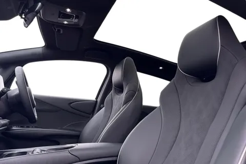 DE75UKW BYD Dolphin 60.48kWh Design Auto 5dr Thumbnail #11