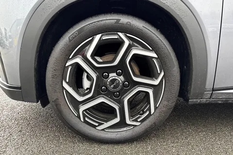 DE75UKW BYD Dolphin 60.48kWh Design Auto 5dr Thumbnail #23