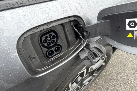 DE75UKW BYD Dolphin 60.48kWh Design Auto 5dr Thumbnail #29