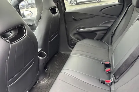 DE75UKW BYD Dolphin 60.48kWh Design Auto 5dr Thumbnail #36