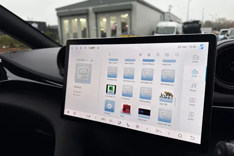 DE75UKW BYD Dolphin 60.48kWh Design Auto 5dr Thumbnail #46