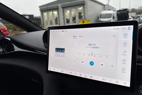 DE75UKW BYD Dolphin 60.48kWh Design Auto 5dr Thumbnail #47