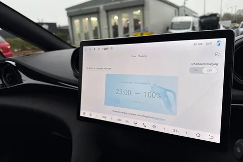 DE75UKW BYD Dolphin 60.48kWh Design Auto 5dr Thumbnail #53