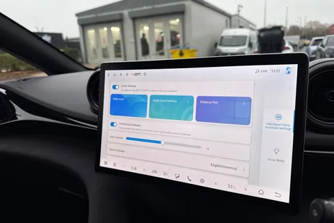 DE75UKW BYD Dolphin 60.48kWh Design Auto 5dr Thumbnail #57