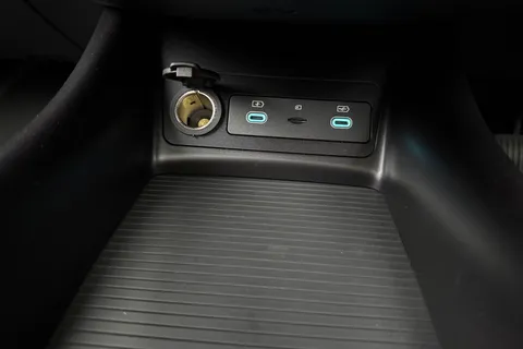 DE75UKW BYD Dolphin 60.48kWh Design Auto 5dr Thumbnail #59