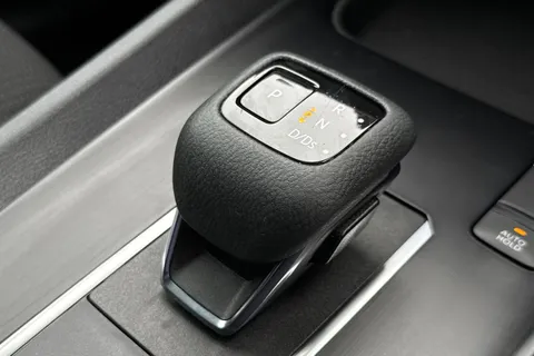 BT72UHX Nissan Qashqai 1.3 DIG-T MHEV Acenta Premium XTRON Euro 6 (s/s) 5dr Thumbnail #24