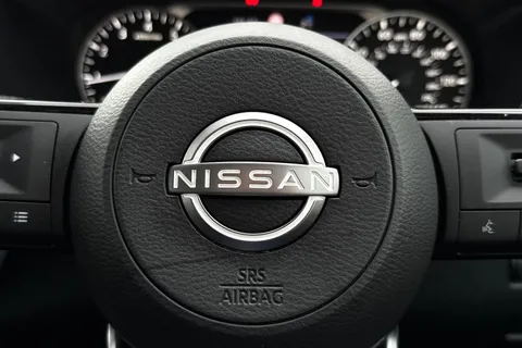 BT72UHX Nissan Qashqai 1.3 DIG-T MHEV Acenta Premium XTRON Euro 6 (s/s) 5dr Thumbnail #34