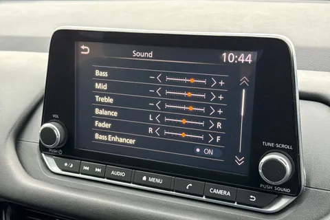 BT72UHX Nissan Qashqai 1.3 DIG-T MHEV Acenta Premium XTRON Euro 6 (s/s) 5dr Thumbnail #47