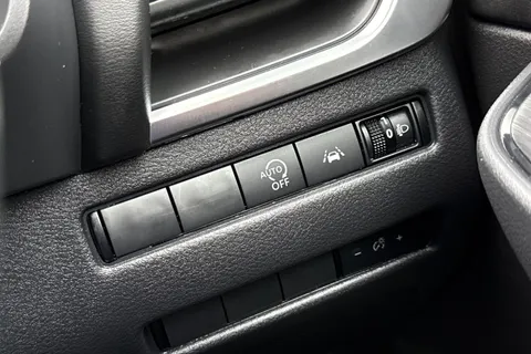 BT72UHX Nissan Qashqai 1.3 DIG-T MHEV Acenta Premium XTRON Euro 6 (s/s) 5dr Thumbnail #49