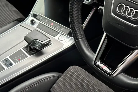 PN69ERY Audi A6 Saloon 2.0 TDI 40 S line S Tronic quattro Euro 6 (s/s) 4dr Thumbnail #43